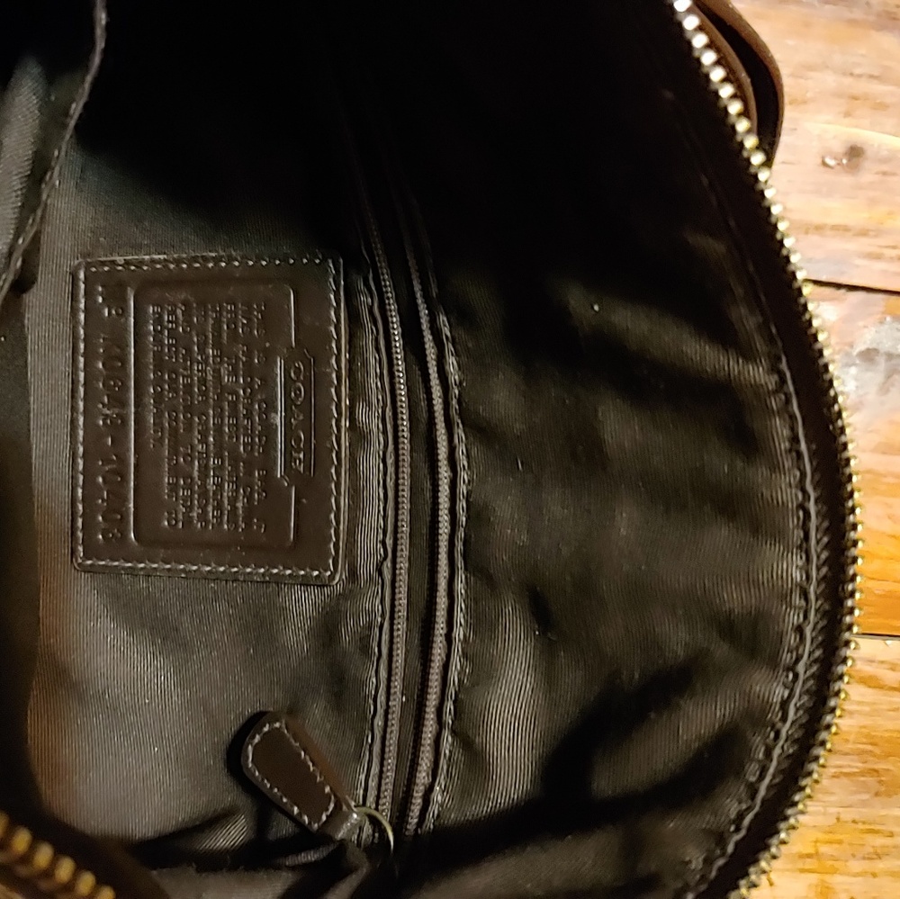 Purse - Picture 3 of 3